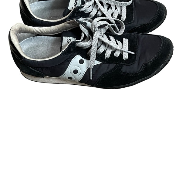 Saucony black & white sneakers. Size 9.5 boxBK - Picture 2 of 11